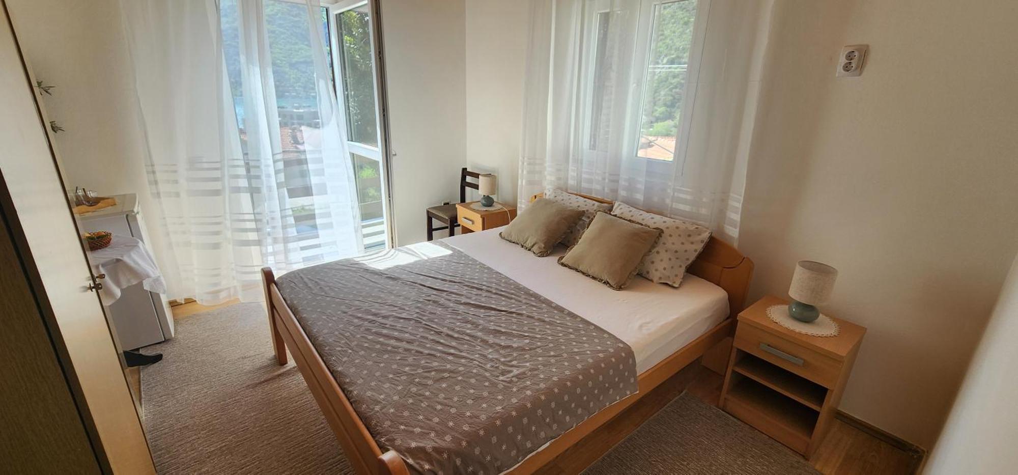 Lorena Rooms Risan Exterior foto